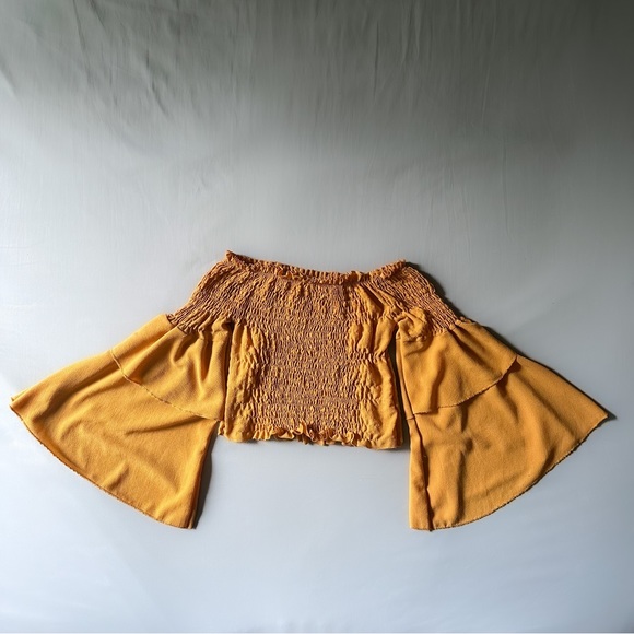 Cameo Rose Mustard Smocked Crop Top in Small/Medium - Picture 5 of 5